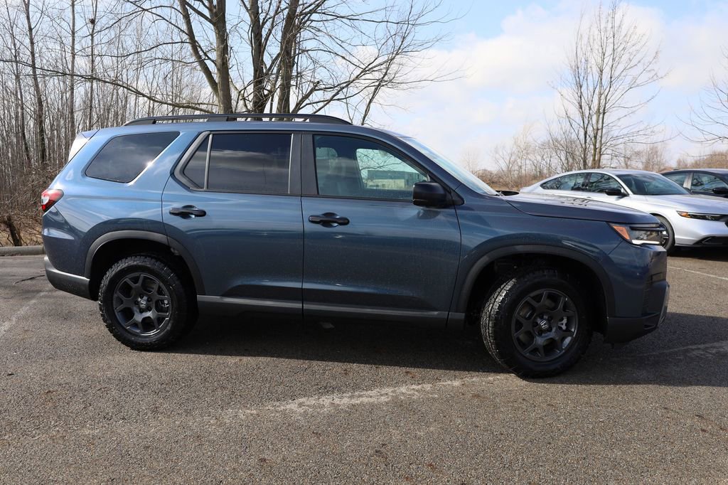 New 2026 Honda Pilot TrailSport image 7