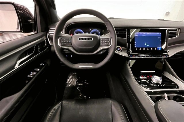 Used 2024 Jeep Wagoneer Series II image 5