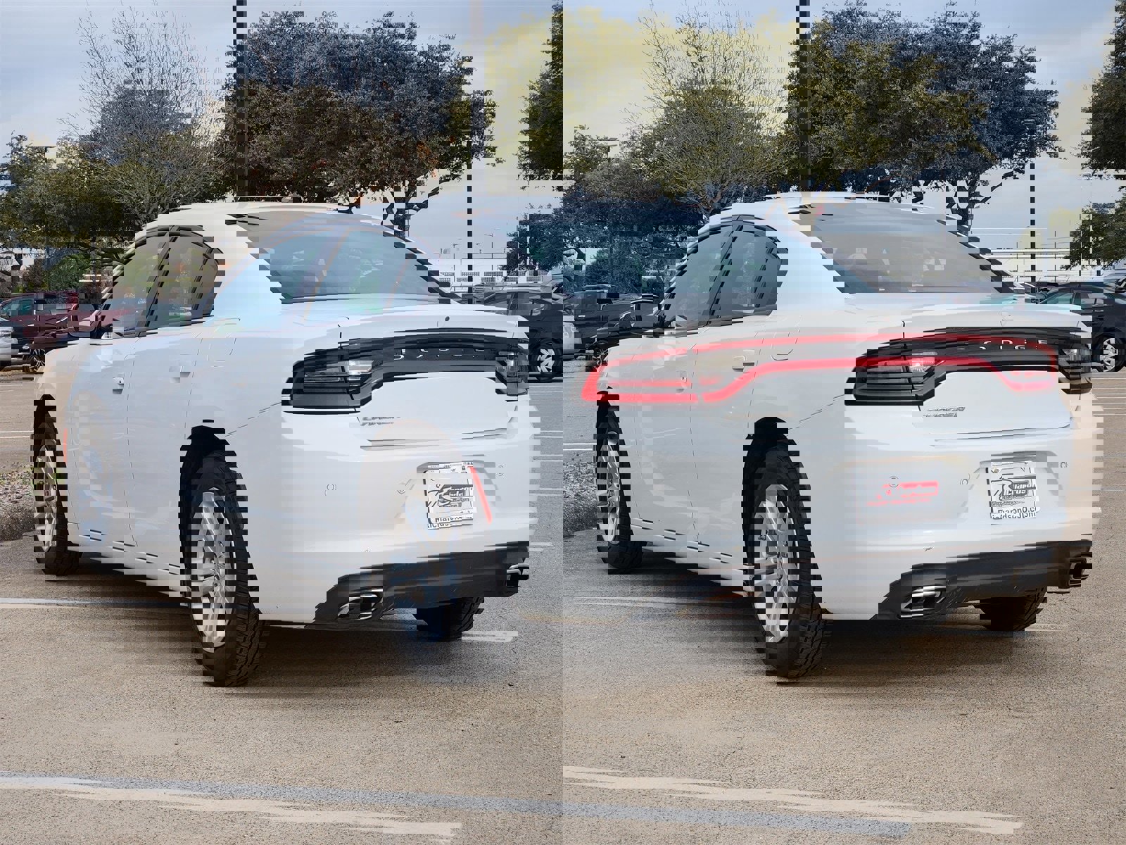 Used 2022 Dodge Charger SXT image 4