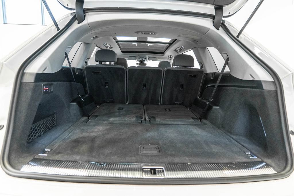 Used 2025 Audi Q7 3.0T Premium Plus AWD/4WD image 37
