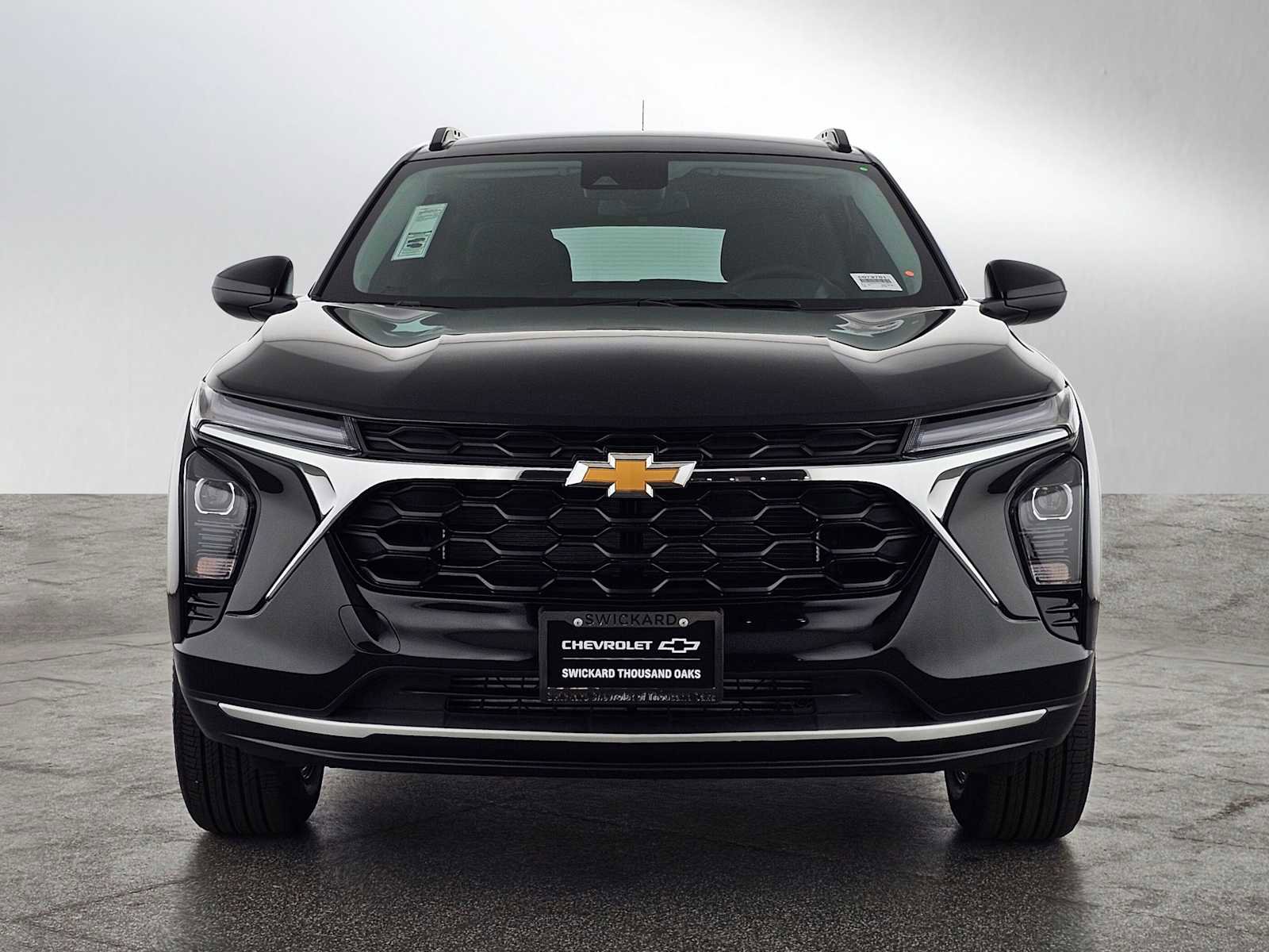 New 2026 Chevrolet Trax LT w/ Driver Confidence Package FWD image 8