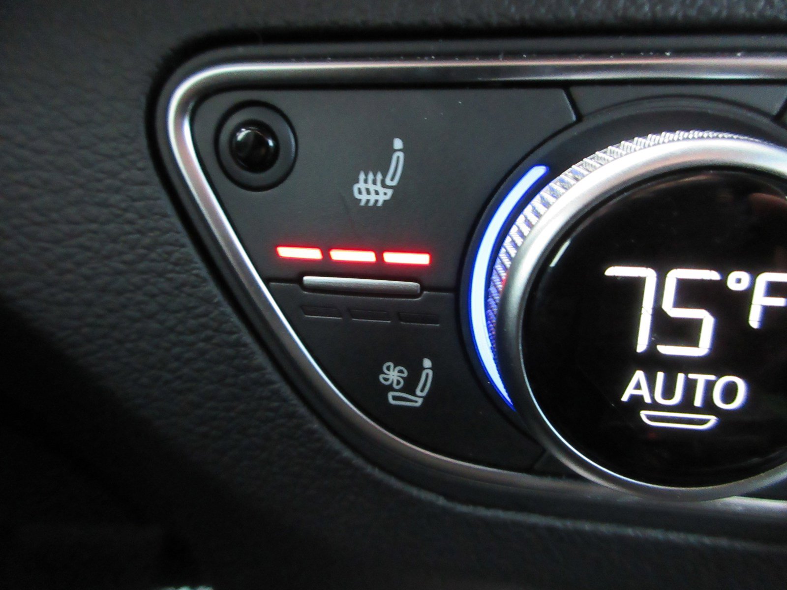 Used 2023 Audi Q5 2.0T Premium Plus w/ Premium Plus Package image 49