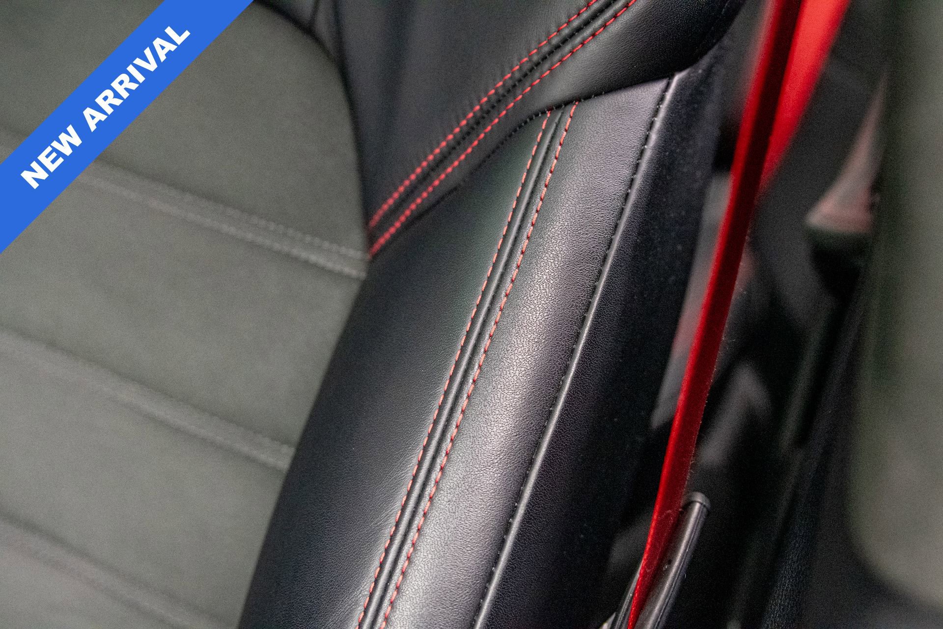 Used 2023 Porsche Macan GTS w/ GTS Sport Package AWD/4WD image 15