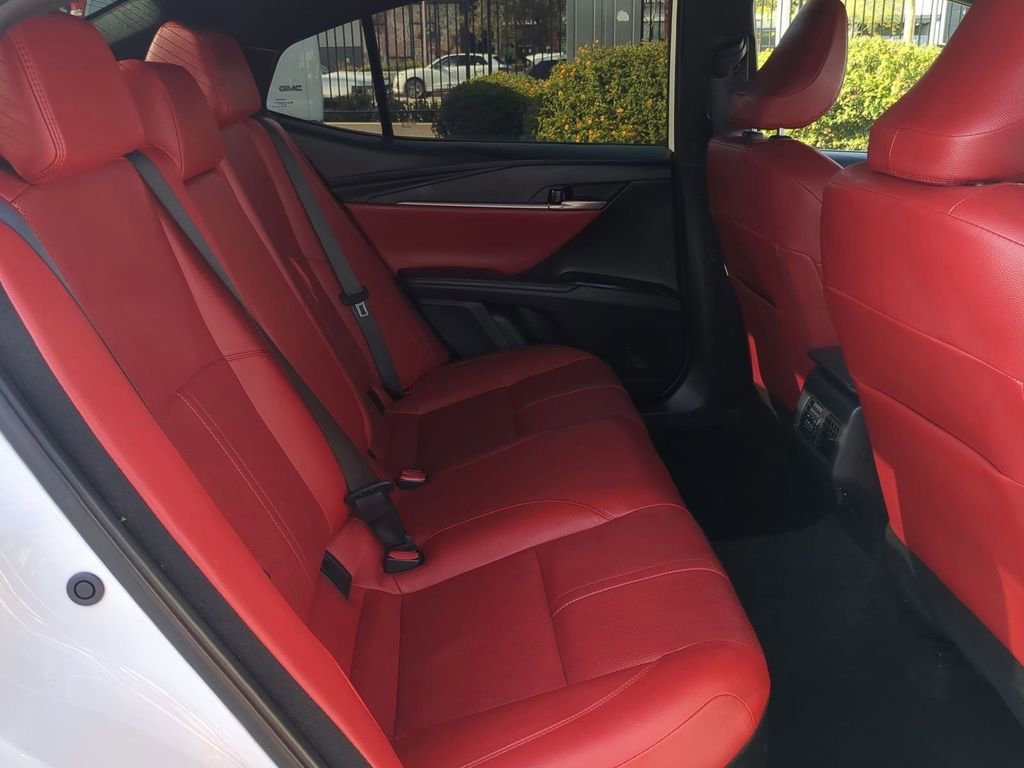 Used 2025 Toyota Camry XSE FWD image 29