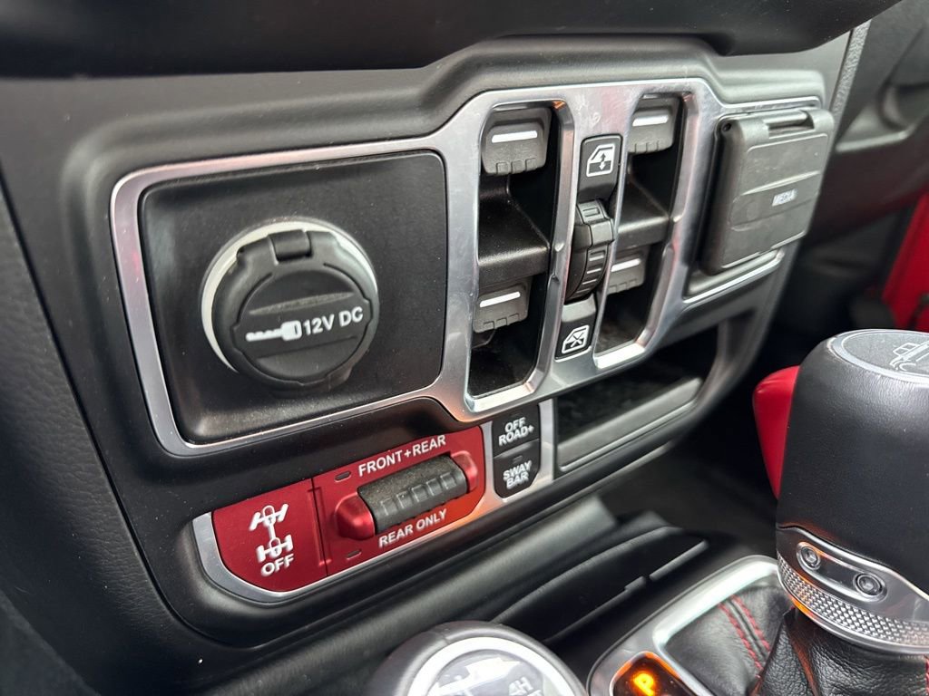 Used 2022 Jeep Gladiator Rubicon w/ Cold Weather Group image 14