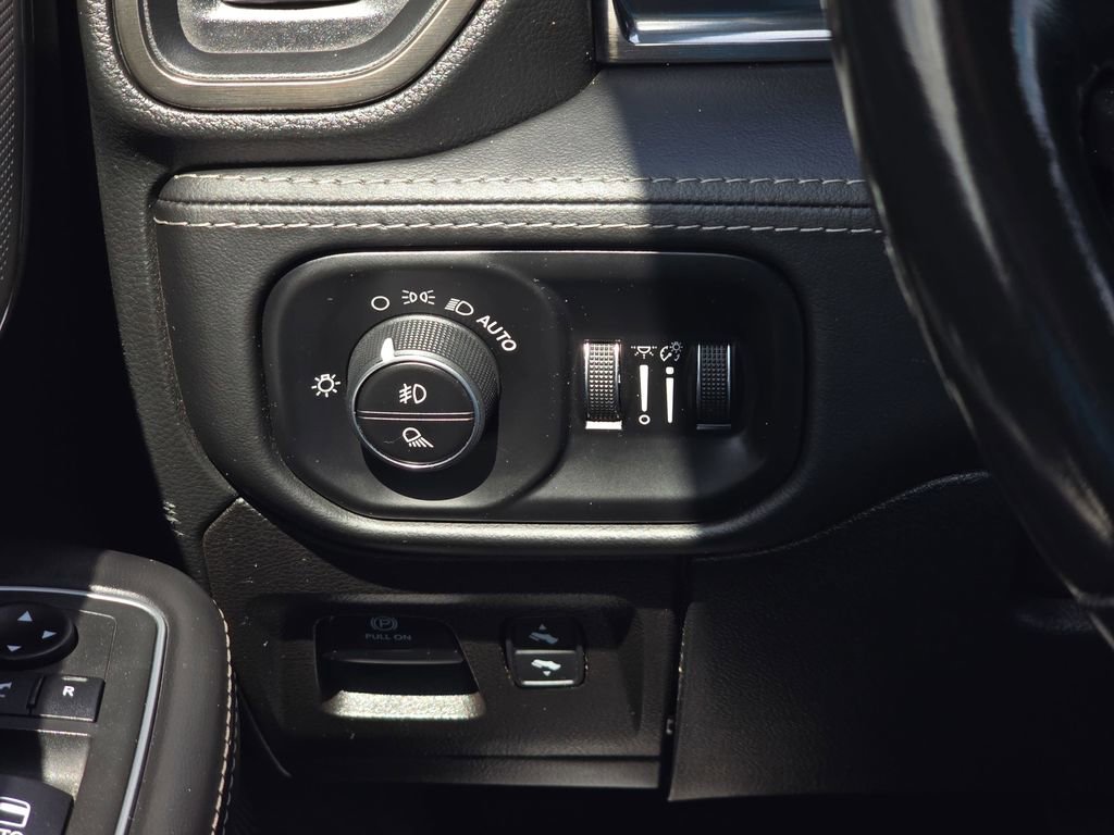 Used 2021 RAM 1500 Limited image 24