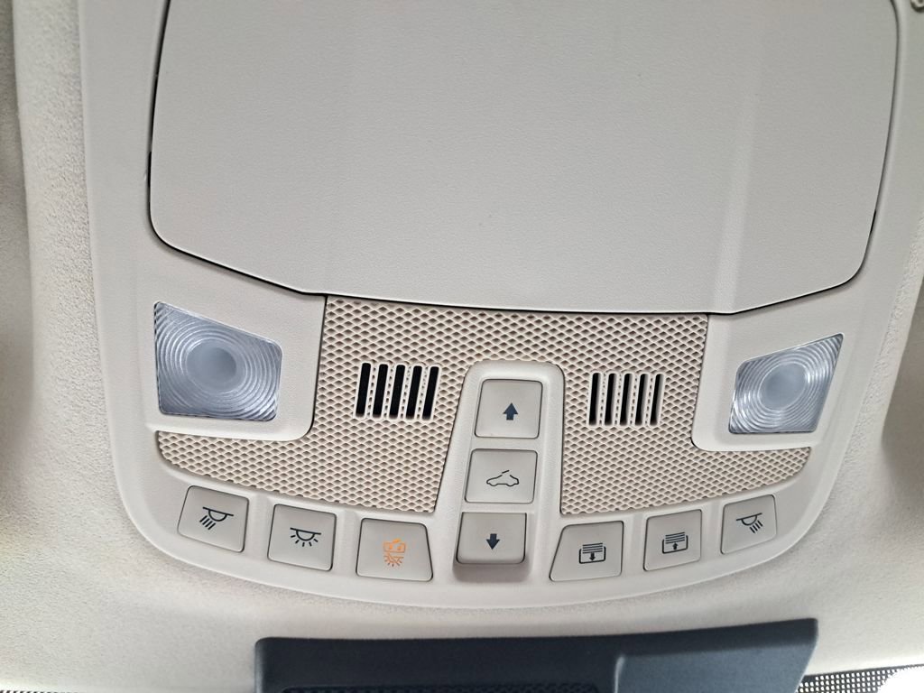 Used 2020 Ford F450 Limited w/ FX4 Off-Road Package image 26