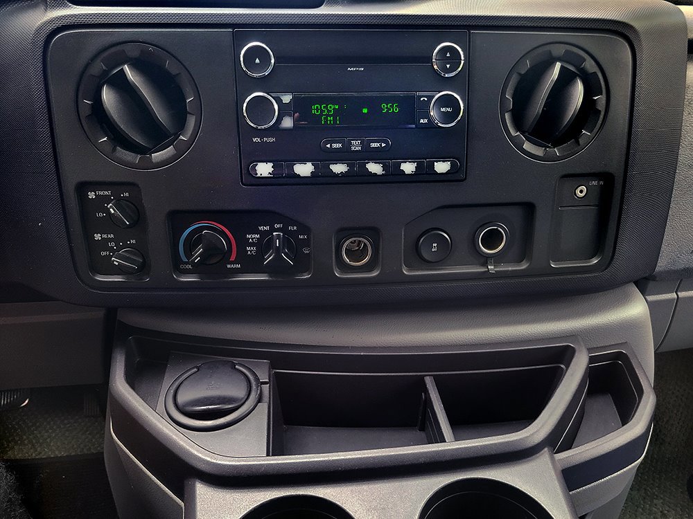 Used 2009 Ford E-250 and Econoline 250 Extended RWD image 31