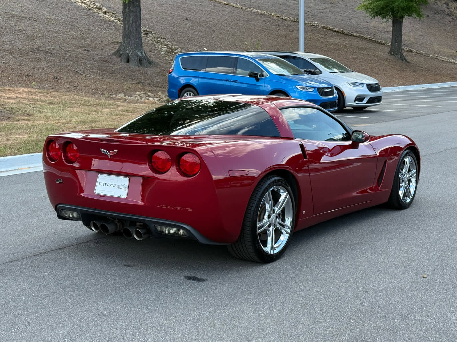 Used 2008 Chevrolet Corvette Coupe w/ Preferred Equipment Group RWD image 5