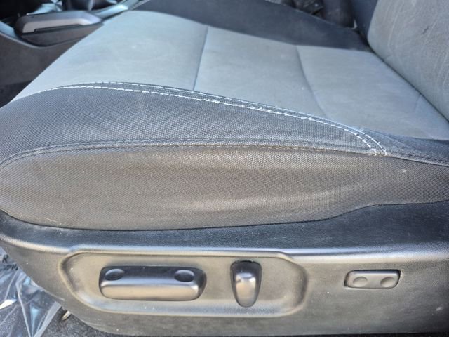 Used 2022 Toyota Tacoma TRD Off-Road AWD/4WD image 22