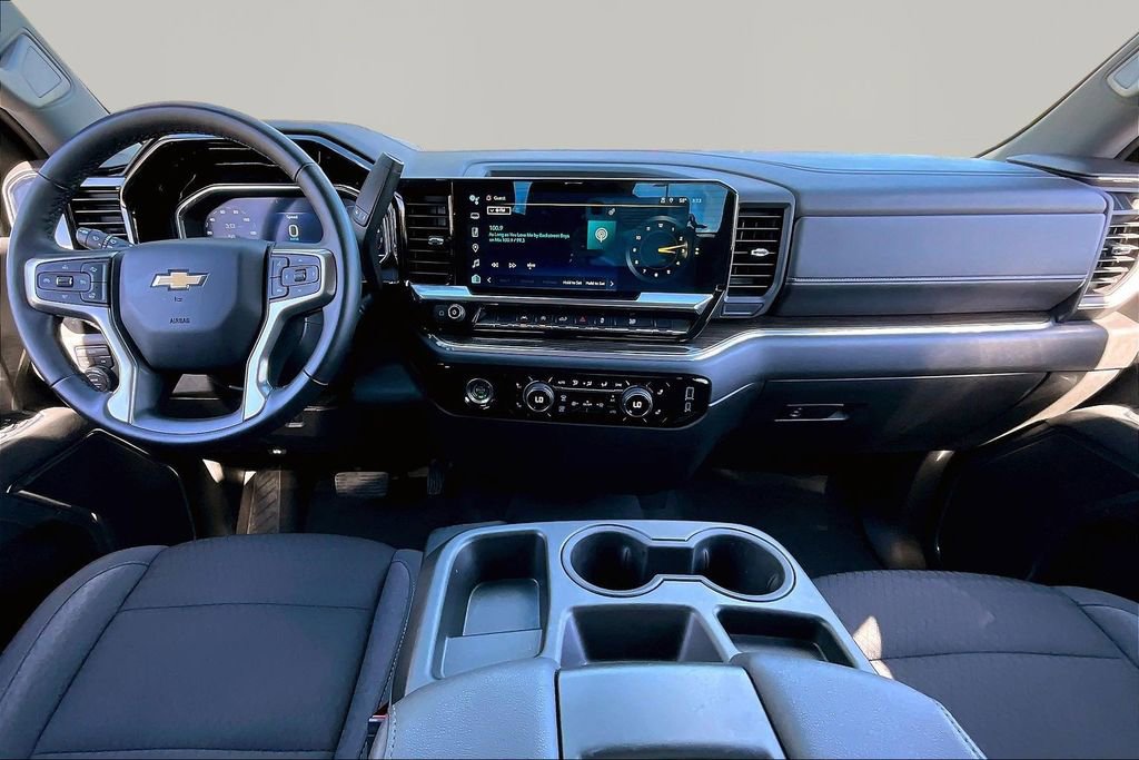 Used 2024 Chevrolet Silverado 1500 LT image 7