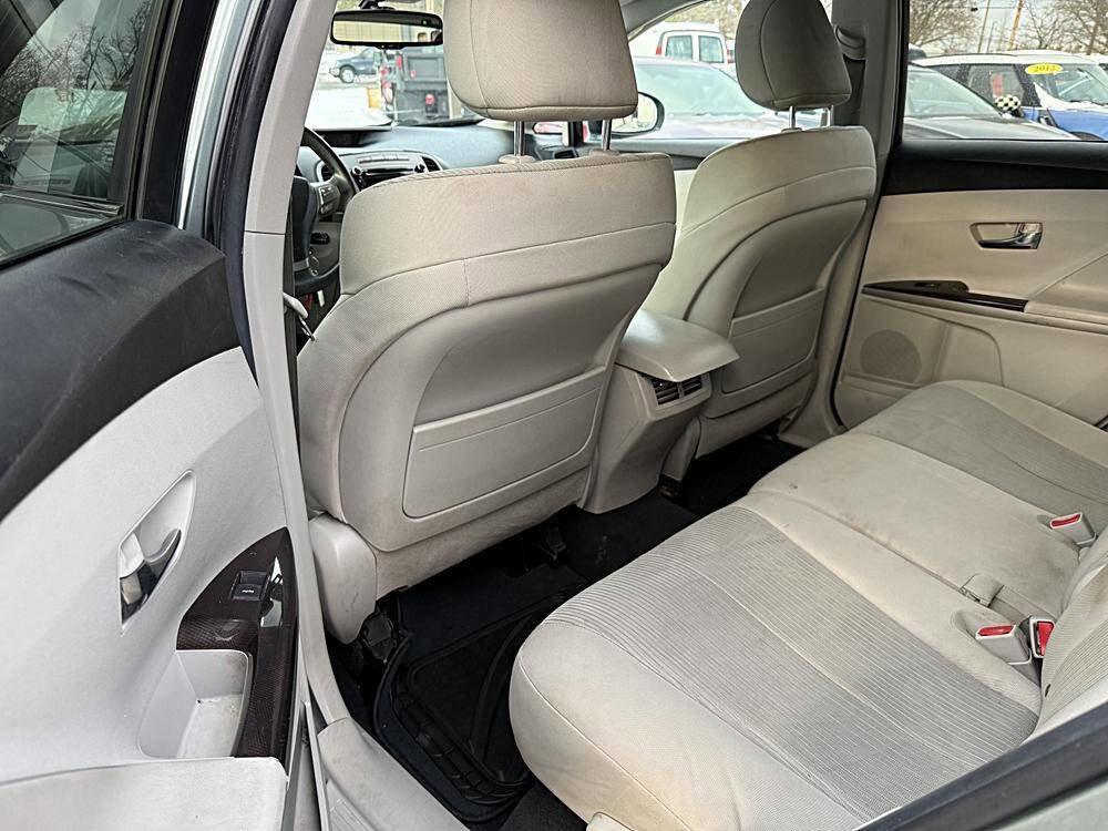 Used 2012 Toyota Venza LE image 13