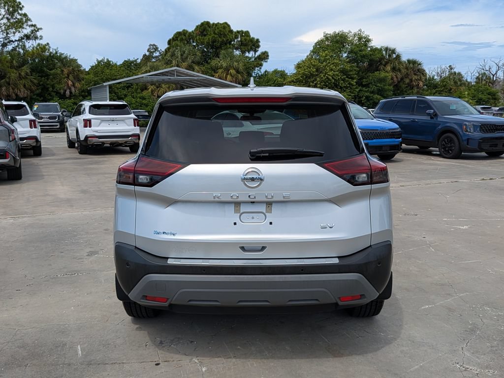 Used 2021 Nissan Rogue SV FWD image 7