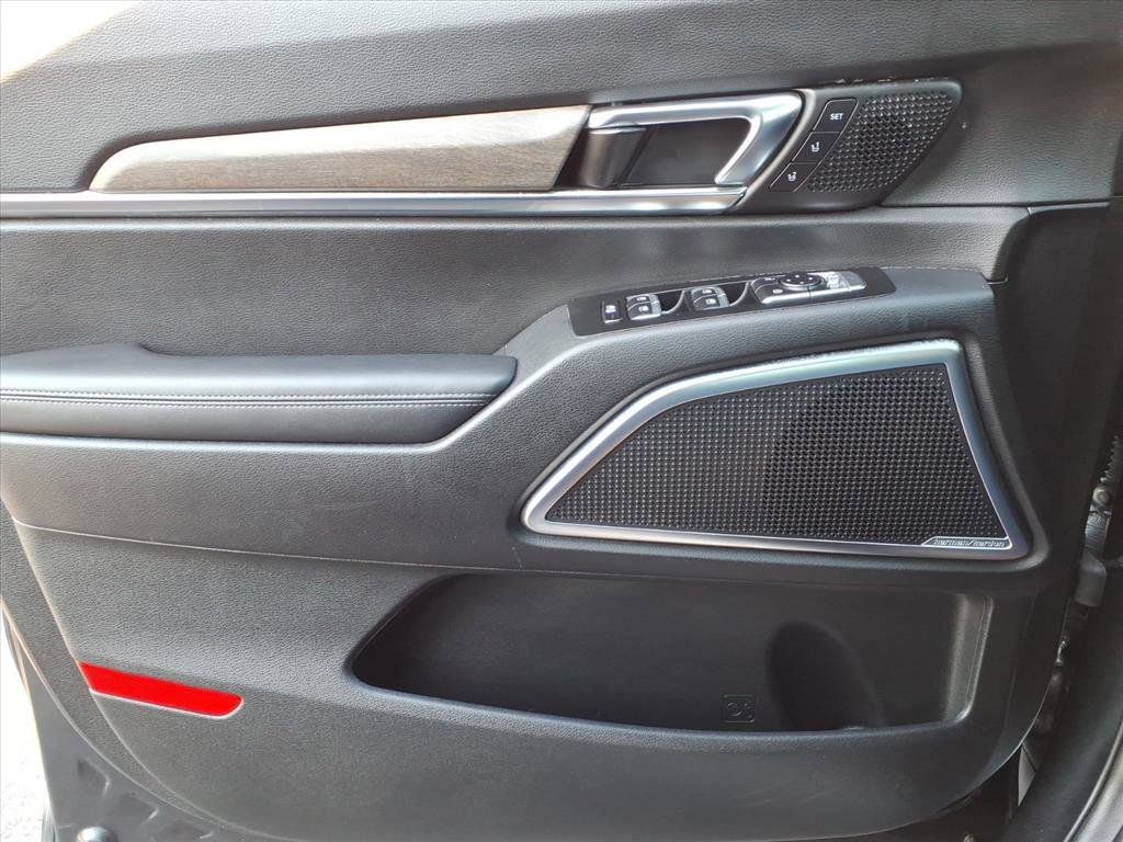 Used 2022 Kia Telluride SX w/ SX Prestige Package image 10