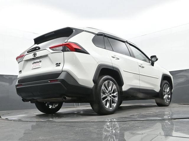 Used 2022 Toyota RAV4 XLE Premium AWD/4WD image 27