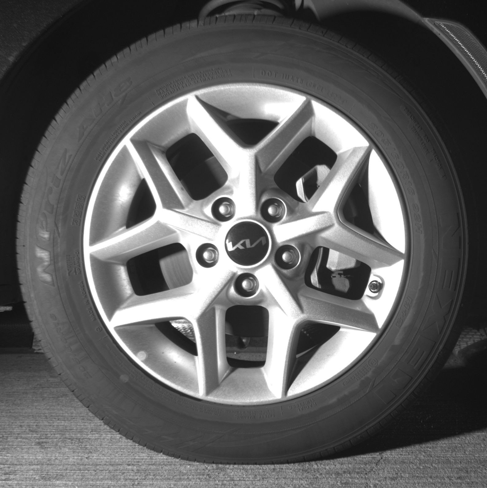 Used 2025 Kia Soul LX w/ LX Technology Package FWD image 13
