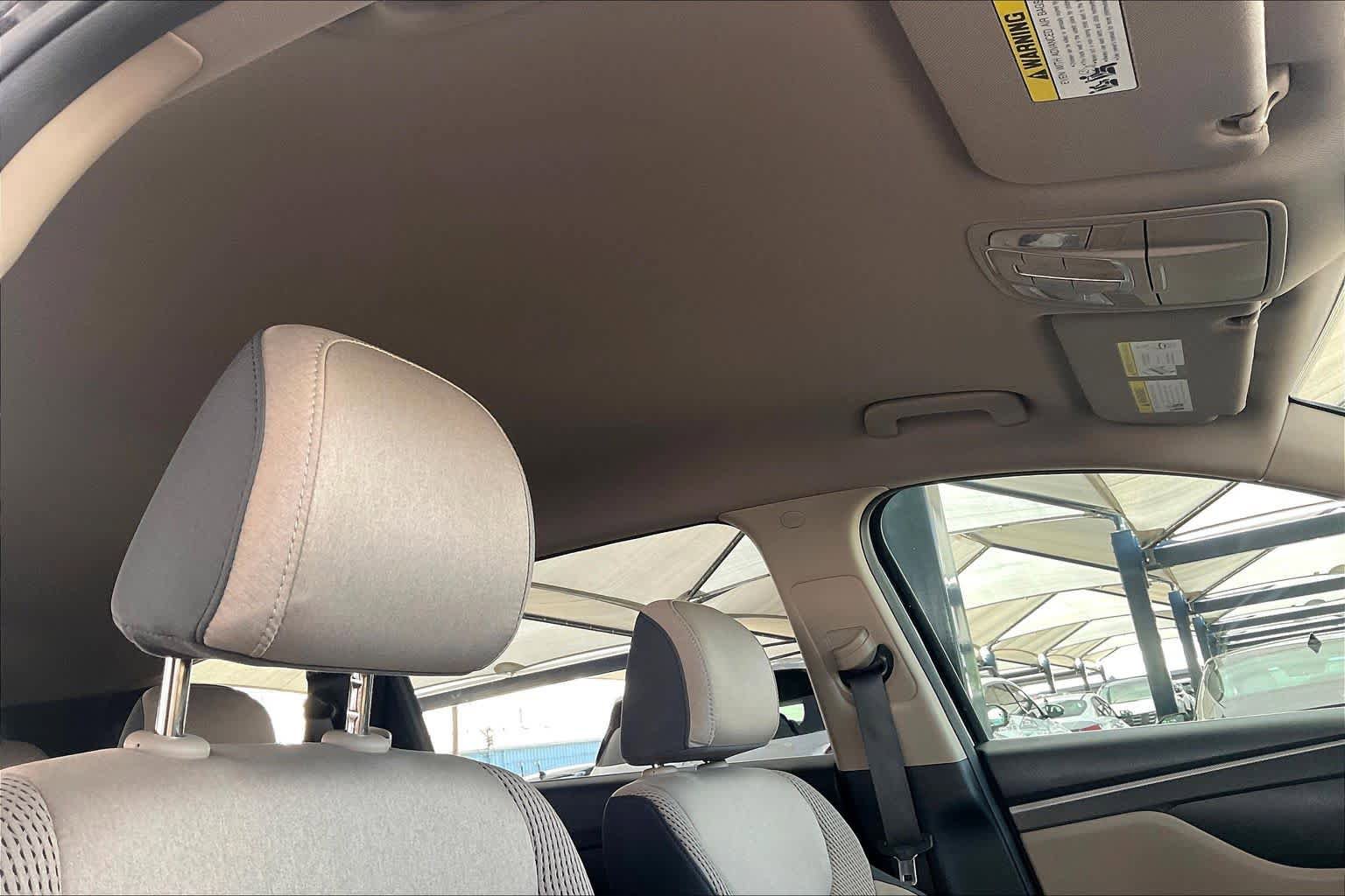 Used 2019 Hyundai Santa Fe SEL w/ Cargo Package AWD/4WD image 14