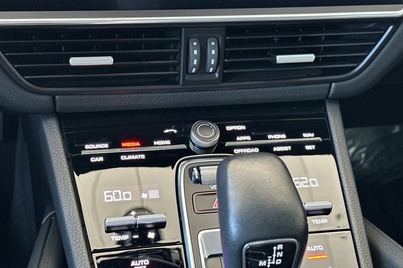 Certified 2022 Porsche Cayenne E-Hybrid image 21