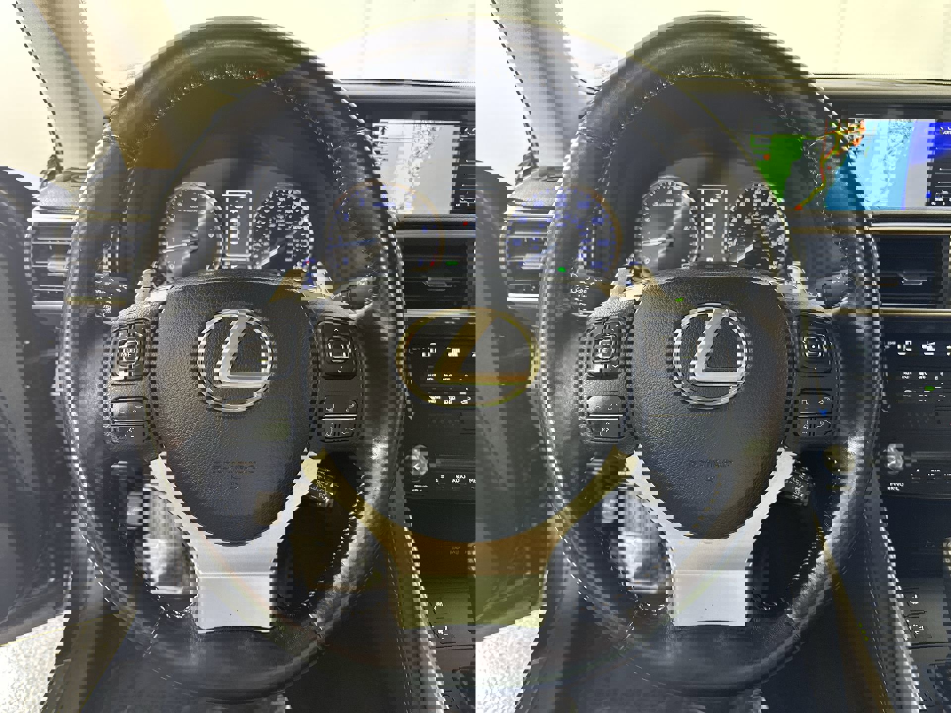 Used 2018 Lexus IS 300 AWD w/ Comfort Package image 18