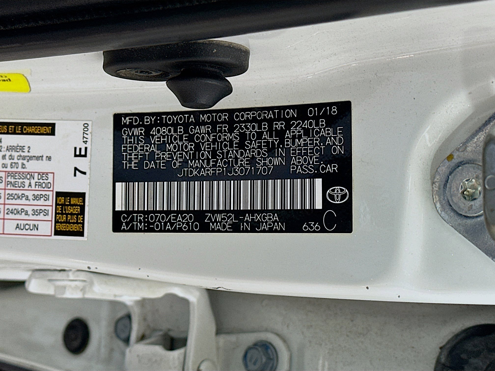 Used 2018 Toyota Prius Prime Premium FWD image 12