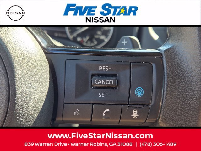 Used 2021 Nissan Rogue SV FWD image 25