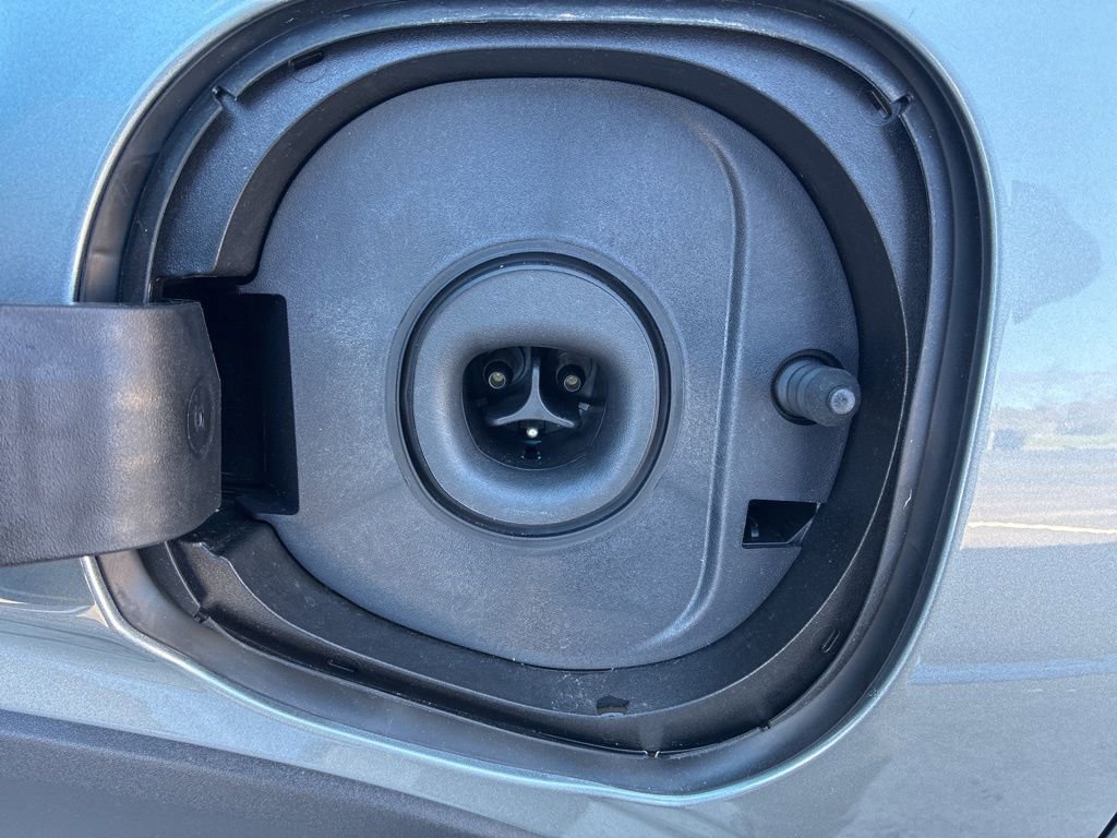 New 2027 Chevrolet Bolt LT w/ Comfort Package image 37