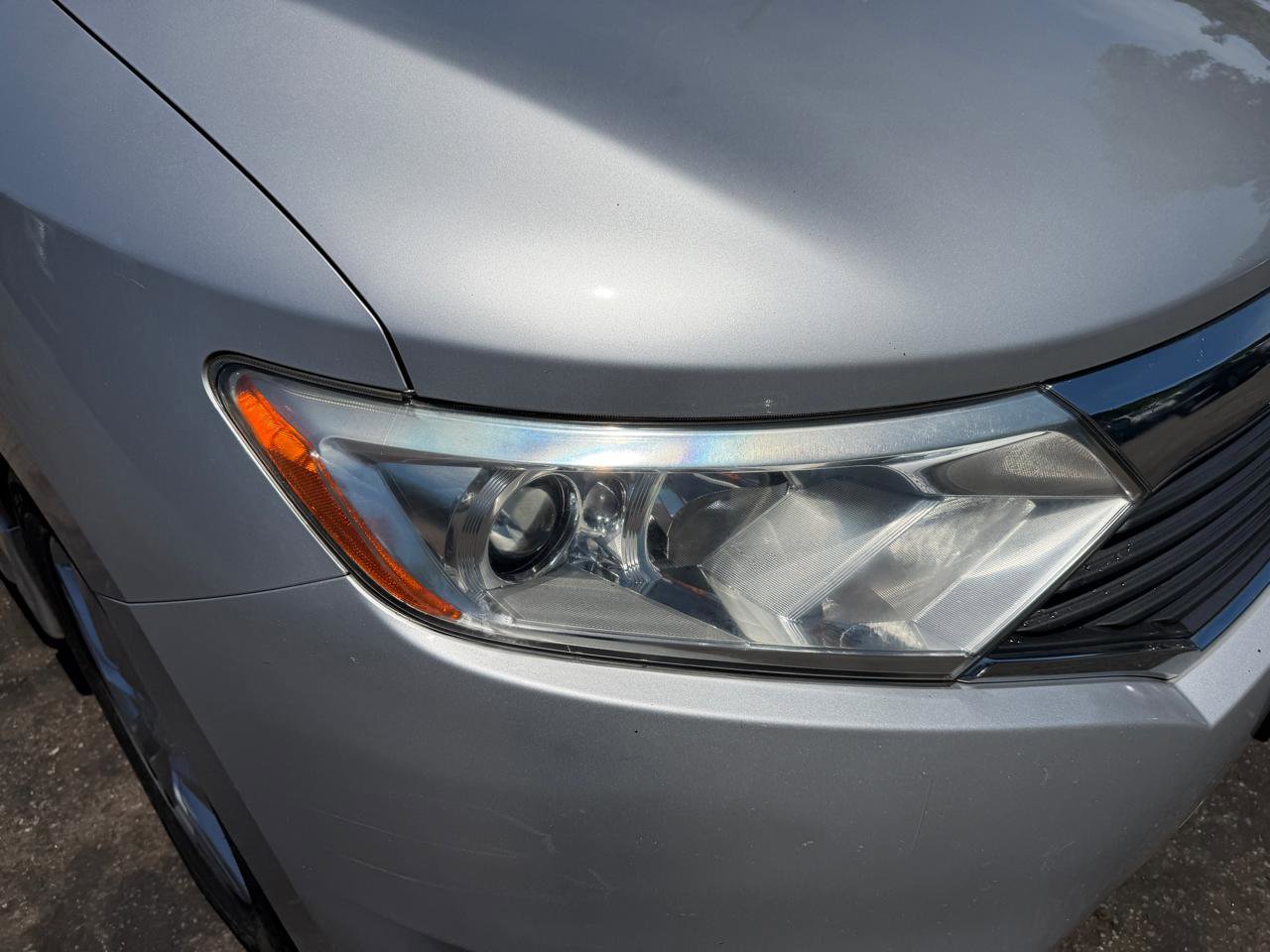 Used 2011 Nissan Quest SL w/ Protection Pkg FWD image 11