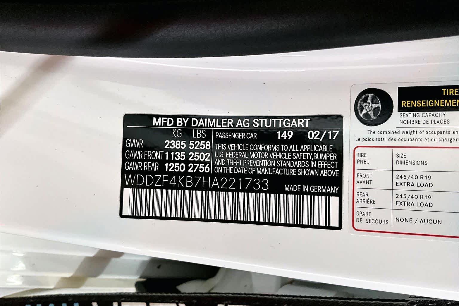Certified 2017 Mercedes-Benz E 300 4MATIC image 34