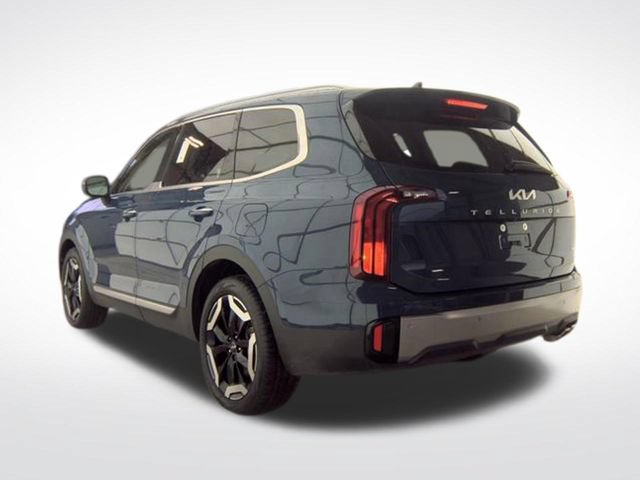 Certified 2025 Kia Telluride S AWD/4WD image 2