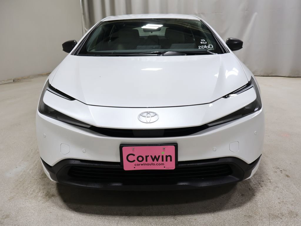 New 2026 Toyota Prius LE image 2
