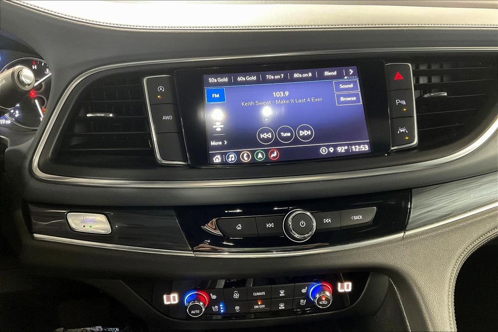 Used 2023 Buick Enclave Premium image 8
