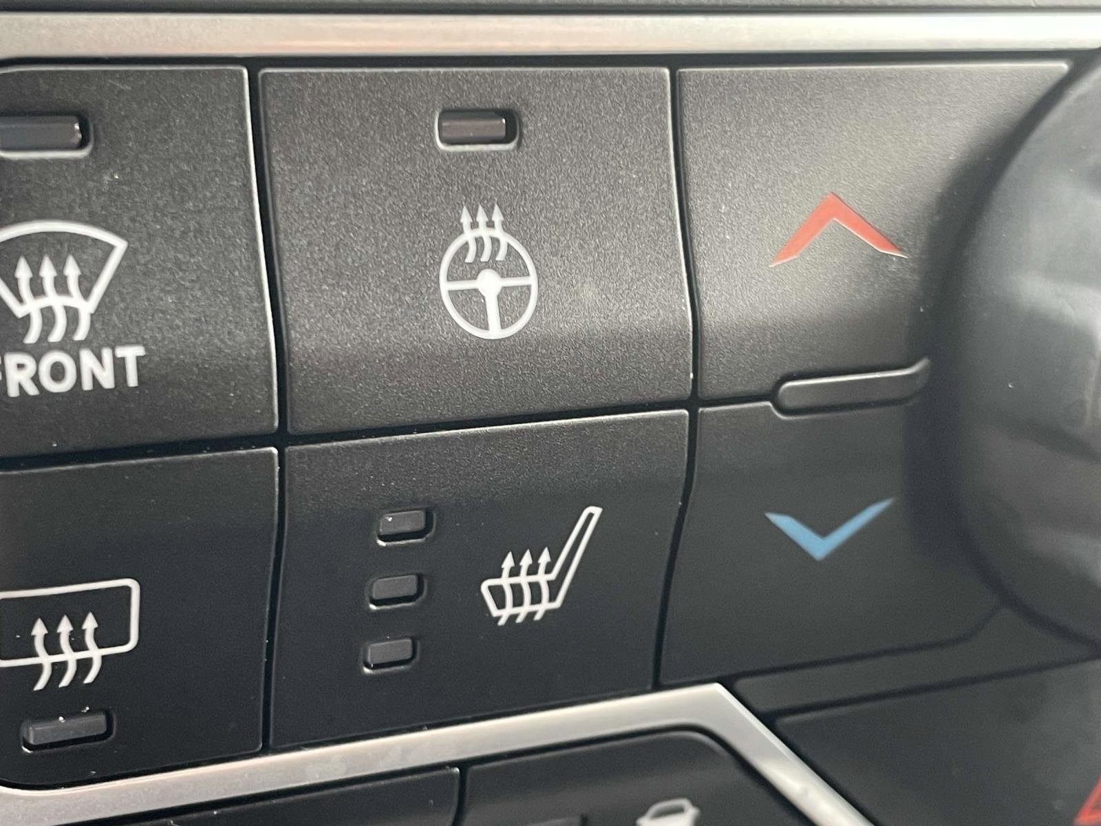 Used 2021 Jeep Wrangler Unlimited Sahara w/ Cold Weather Group image 7