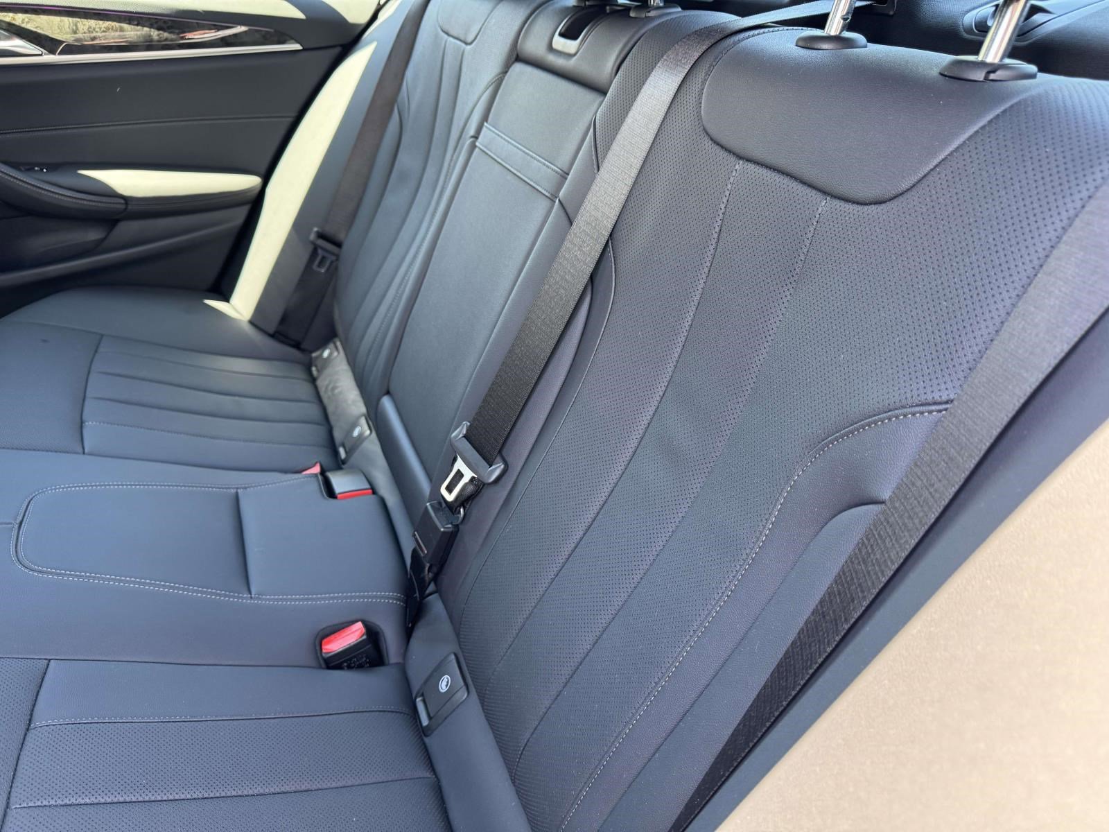 Certified 2023 BMW 530e xDrive AWD/4WD image 13