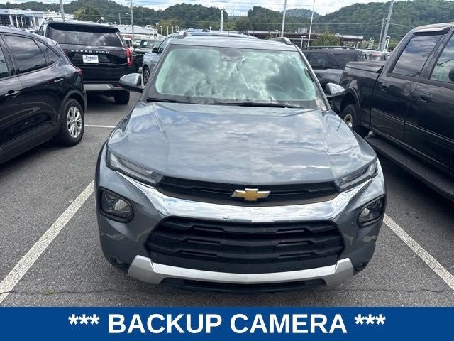 Used 2022 Chevrolet TrailBlazer LT w/ Convenience Package FWD image 3
