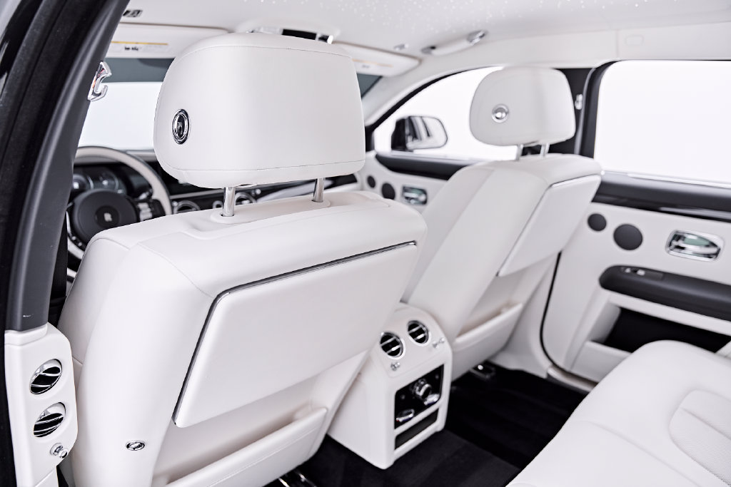 Used 2026 Rolls-Royce Ghost AWD/4WD image 66