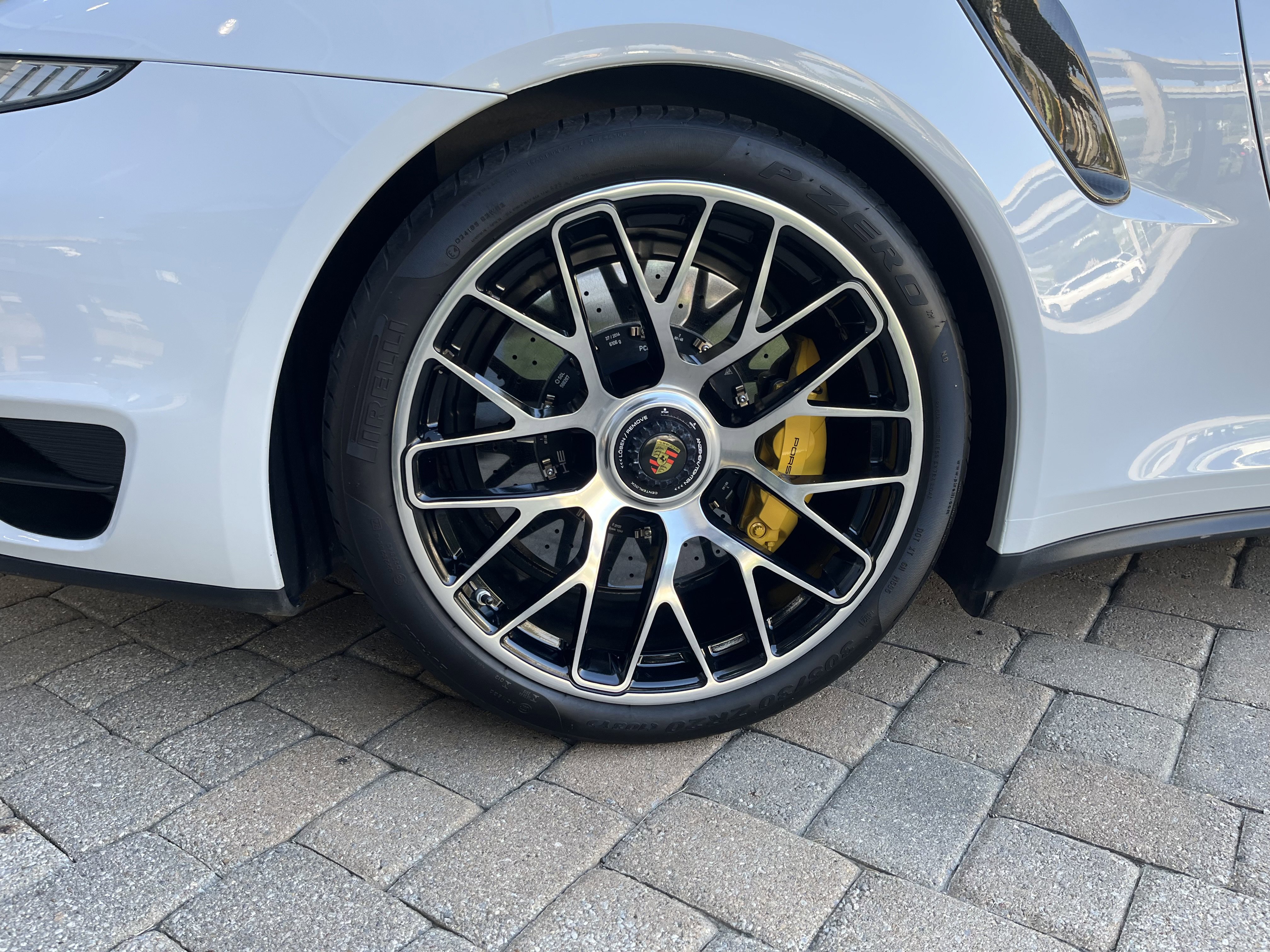 Used 2015 Porsche 911 Turbo S w/ High-end Infotainment Package AWD/4WD image 12