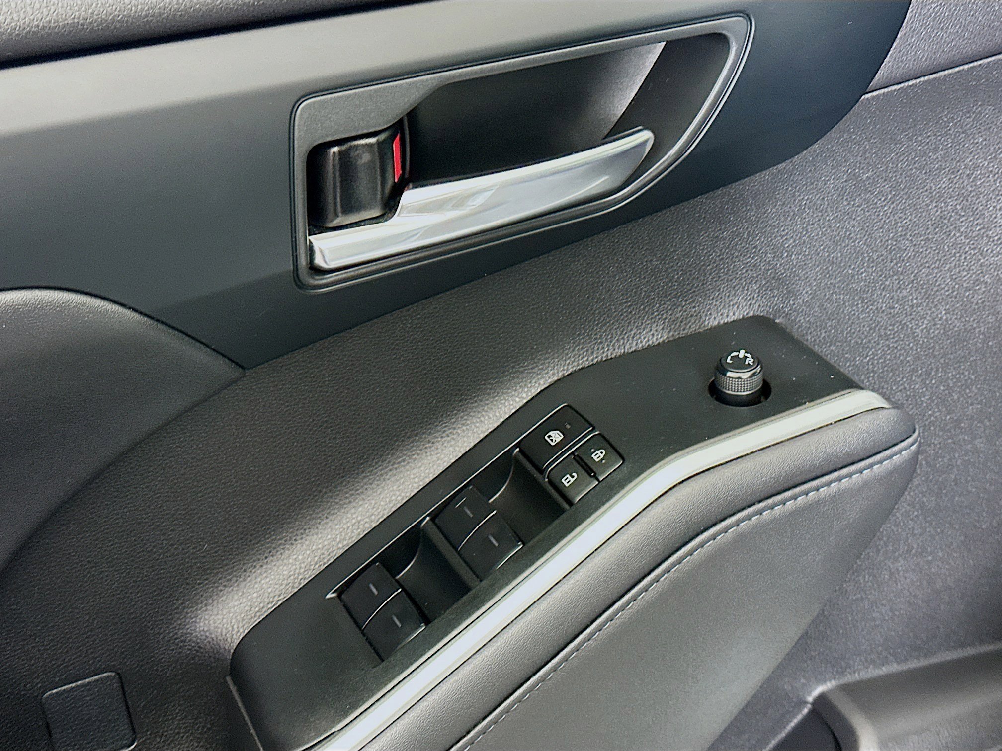 Used 2024 Toyota Highlander XLE image 15