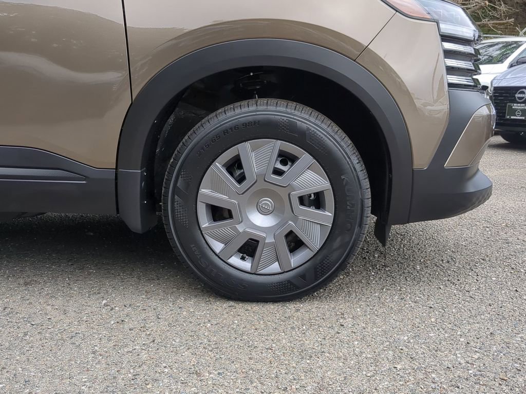 New 2026 Nissan Kicks S image 9