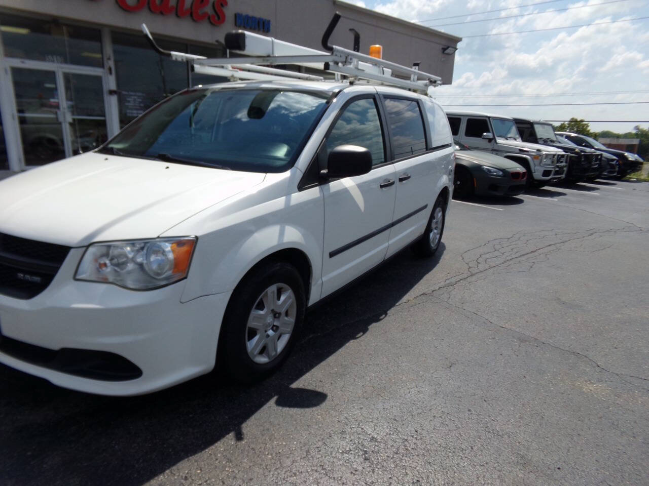 Used 2013 RAM C/V Tradesman FWD image 36
