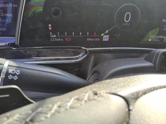 Used 2024 Cadillac Escalade ESV Premium Luxury w/ Performance Package AWD/4WD image 11