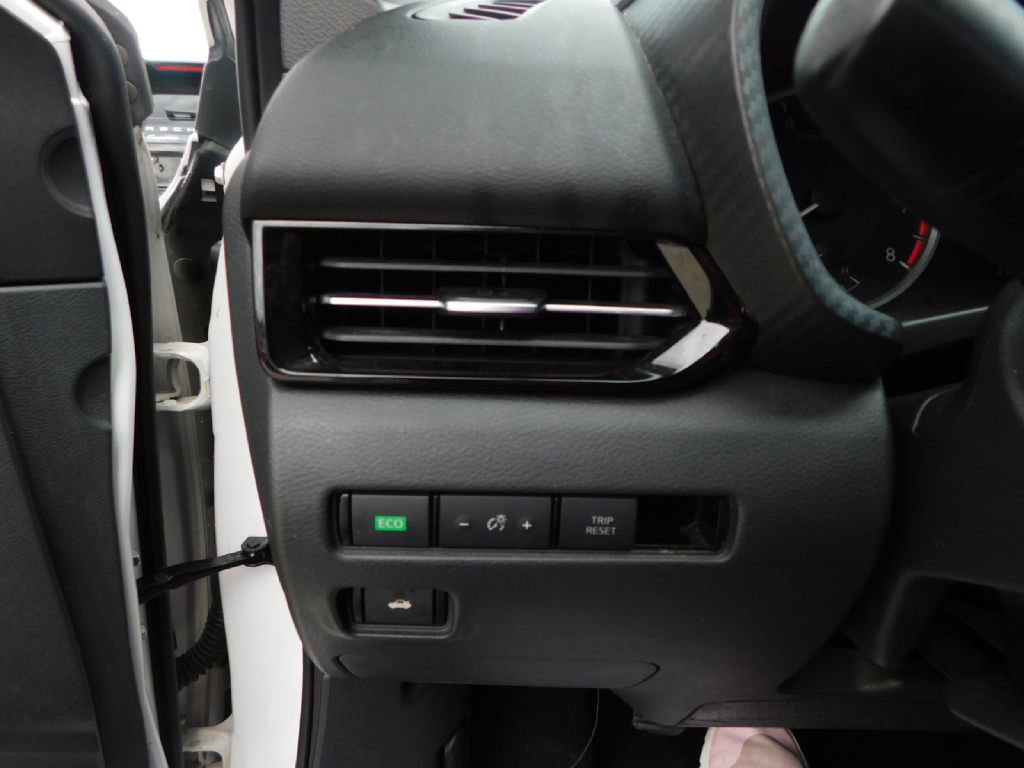 Used 2020 Nissan Sentra S image 23