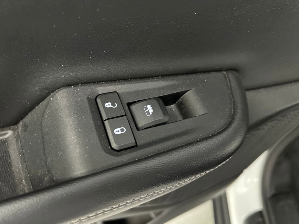 Used 2024 Jeep Grand Cherokee L Laredo image 17