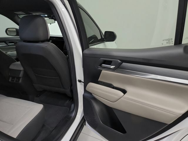 Used 2026 GMC Terrain Elevation w/ Black Edition AWD/4WD image 28