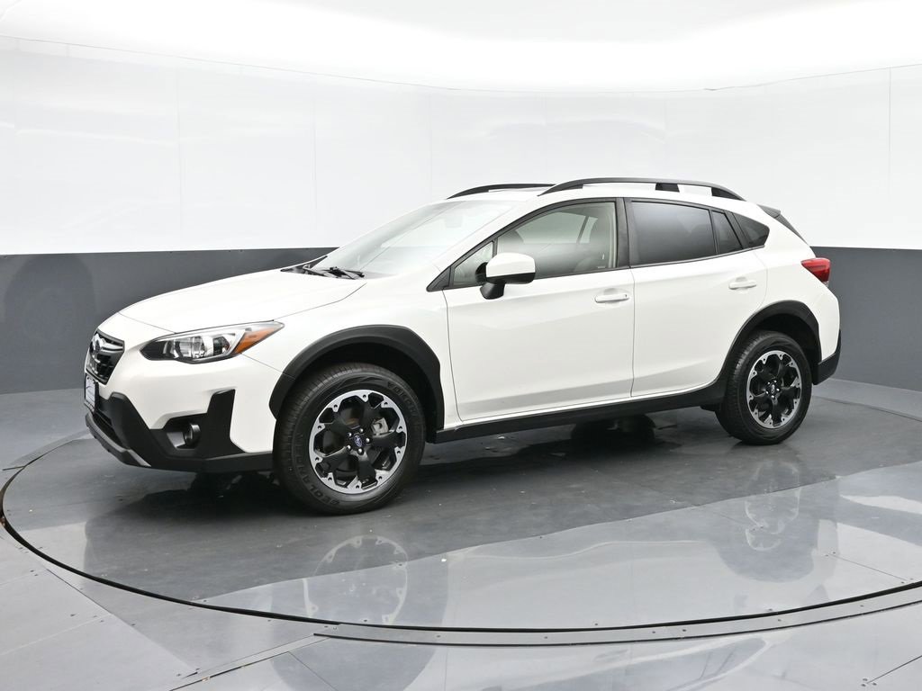 Used 2023 Subaru Crosstrek 2.0i Premium image 3