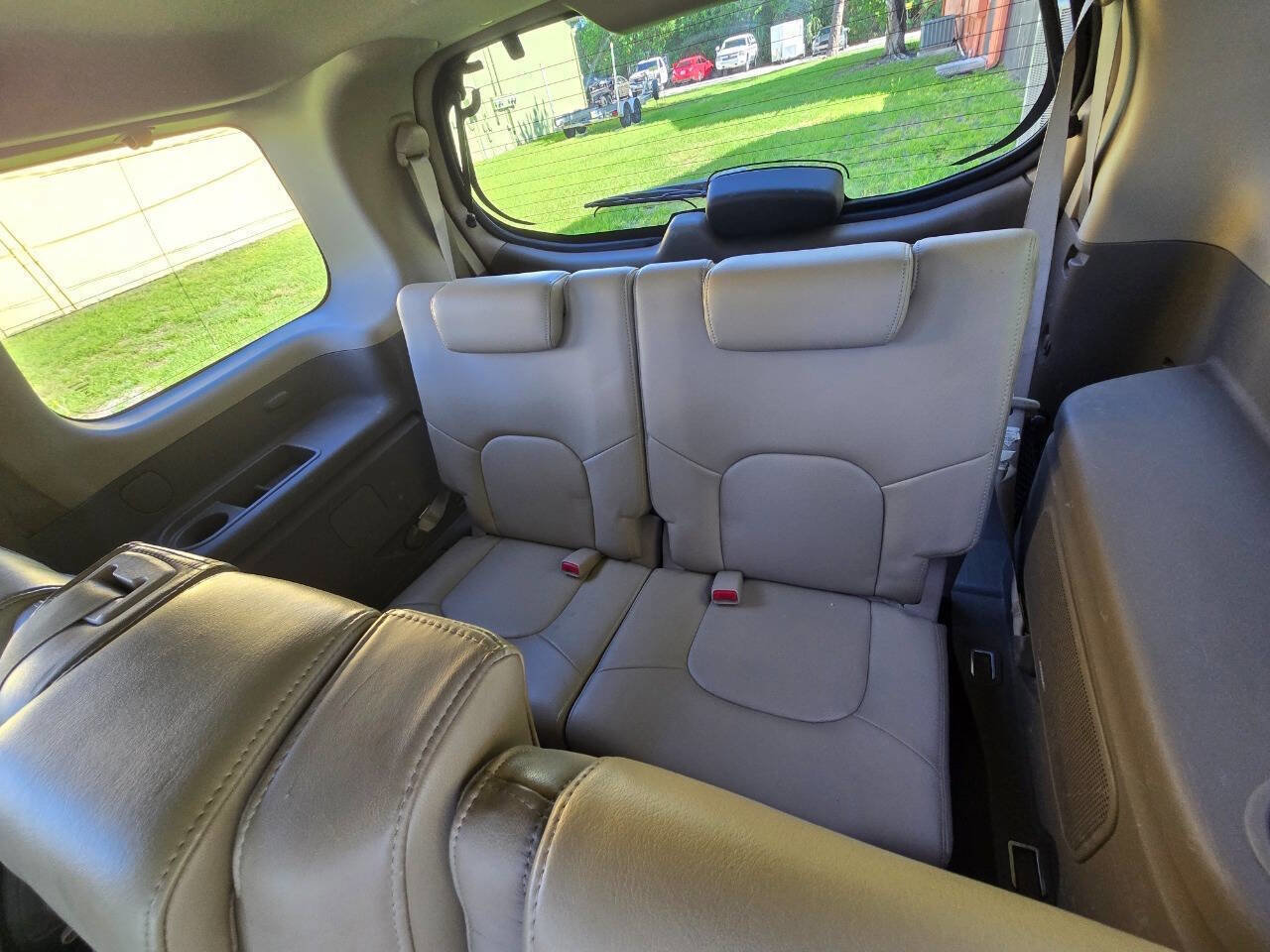 Used 2008 Nissan Pathfinder SE w/ Premium Pkg AWD/4WD image 12