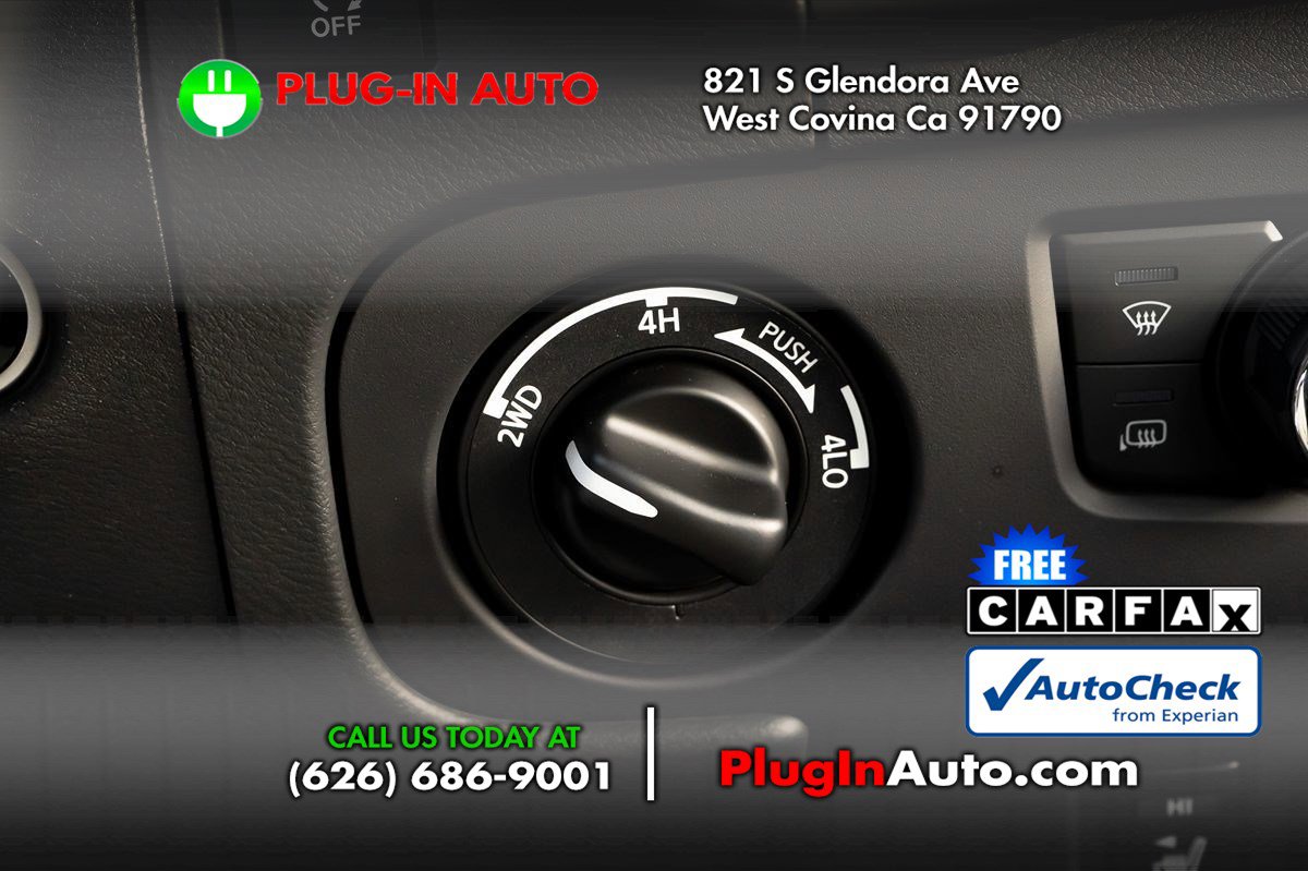 Used 2025 Nissan Frontier PRO-4X w/ Pro Premium Package image 24