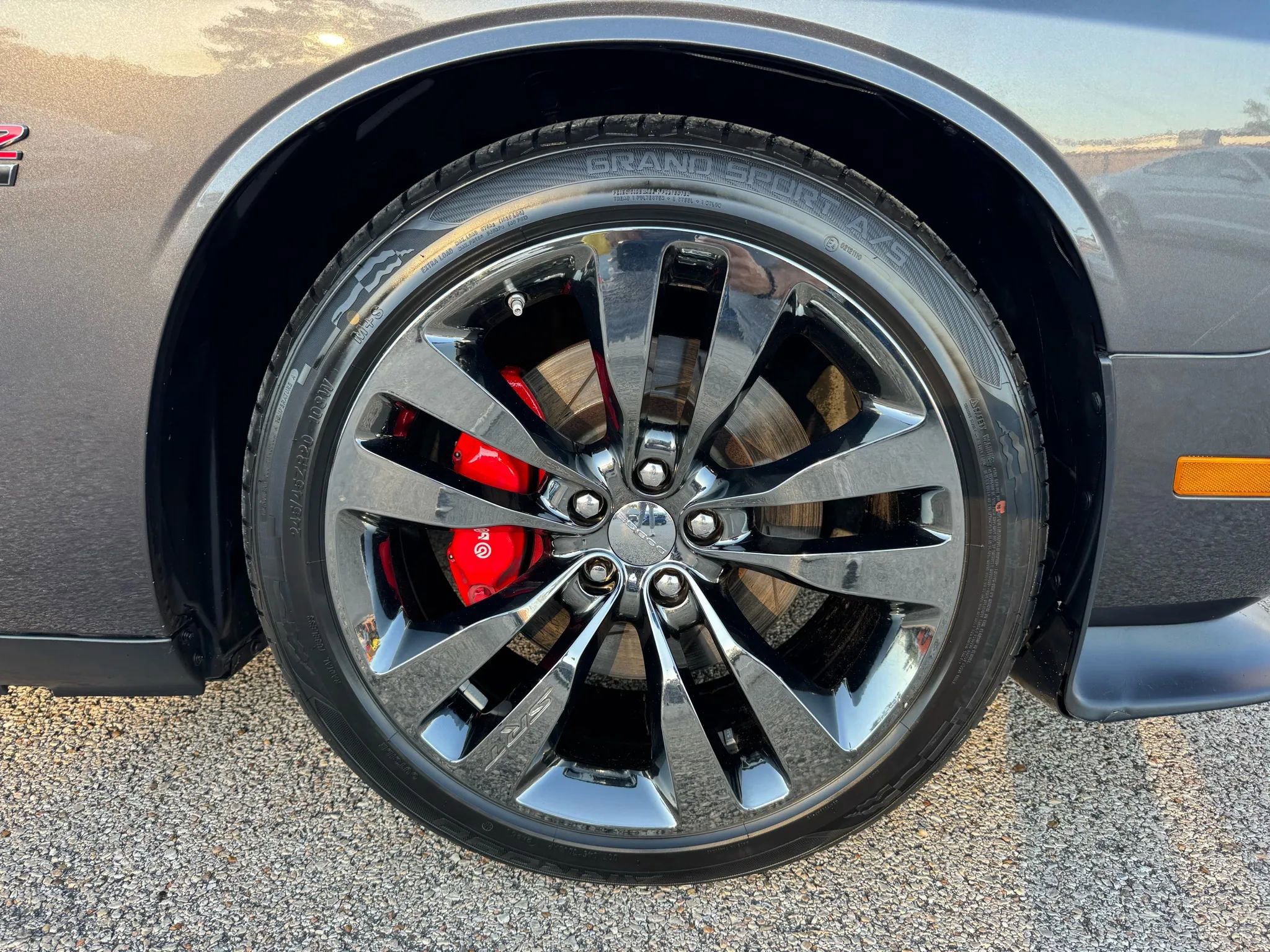 Used 2014 Dodge Challenger SRT8 w/ Harman/Kardon Audio Group image 13