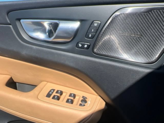 Used 2024 Volvo XC60 T8 Ultimate w/ Protection Package Premier AWD/4WD image 26