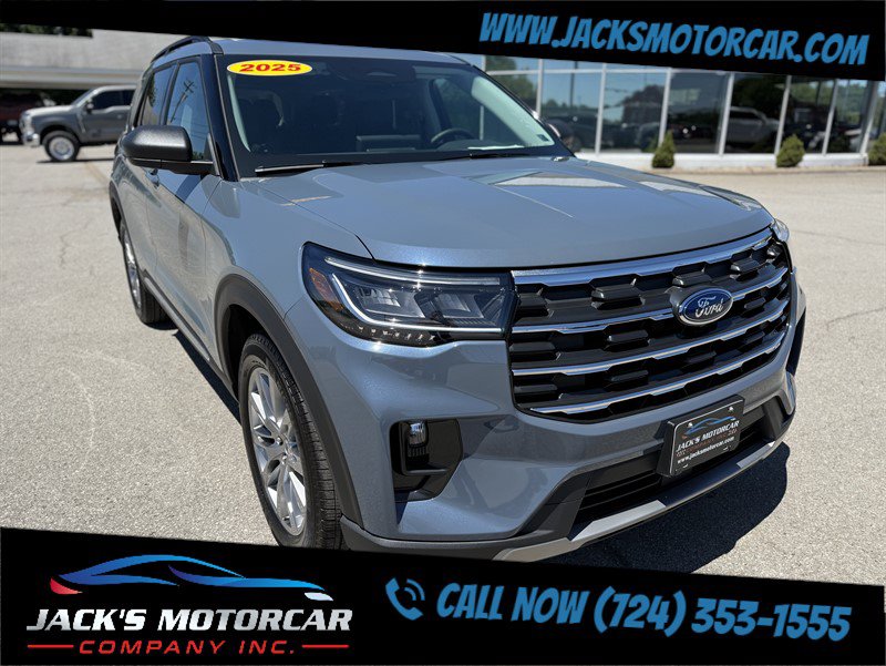 Used 2025 Ford Explorer Active w/ Active Comfort Package AWD/4WD image 13