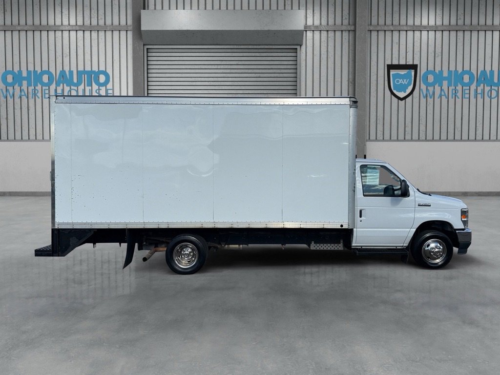 Used 2021 Ford E-450 and Econoline 450 Super Duty w/ Power Windows & Locks Group RWD image 5